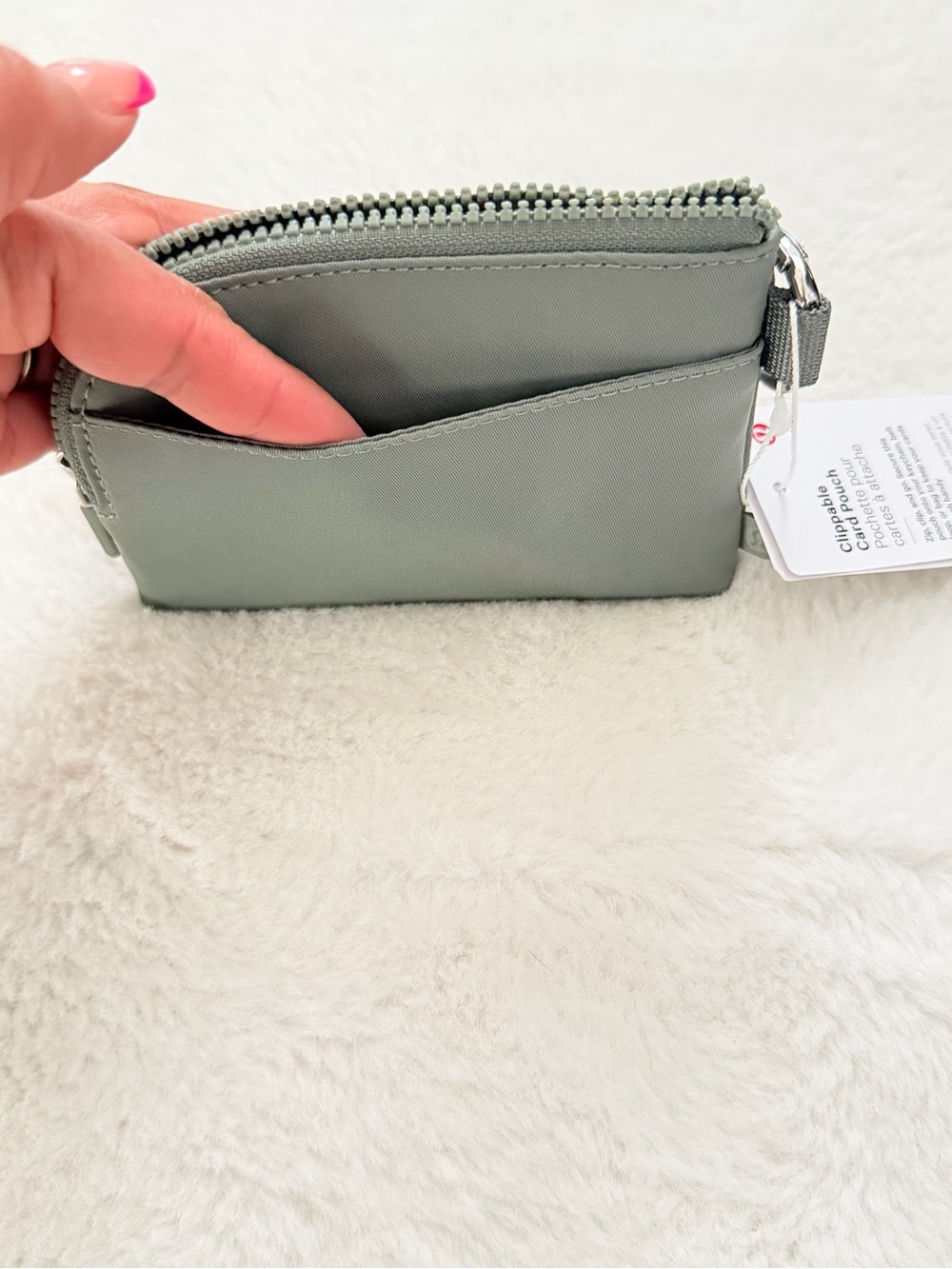 Lululemon Clippable Card Pouch - Picture 5 of 7